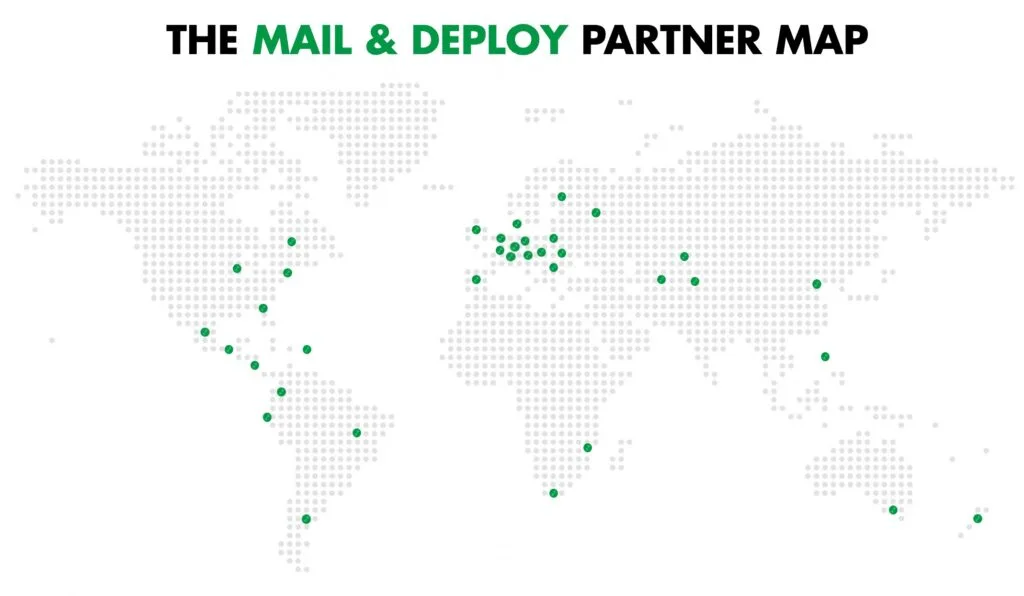 Mail & Deploy-Partnerkarte, die Partner auf der ganzen Welt zeigt